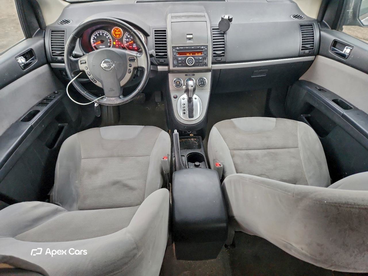 Nissan Sentra 2012