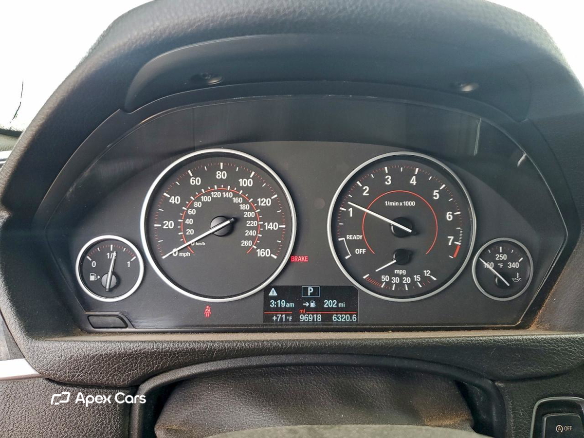 BMW Series 3 2016