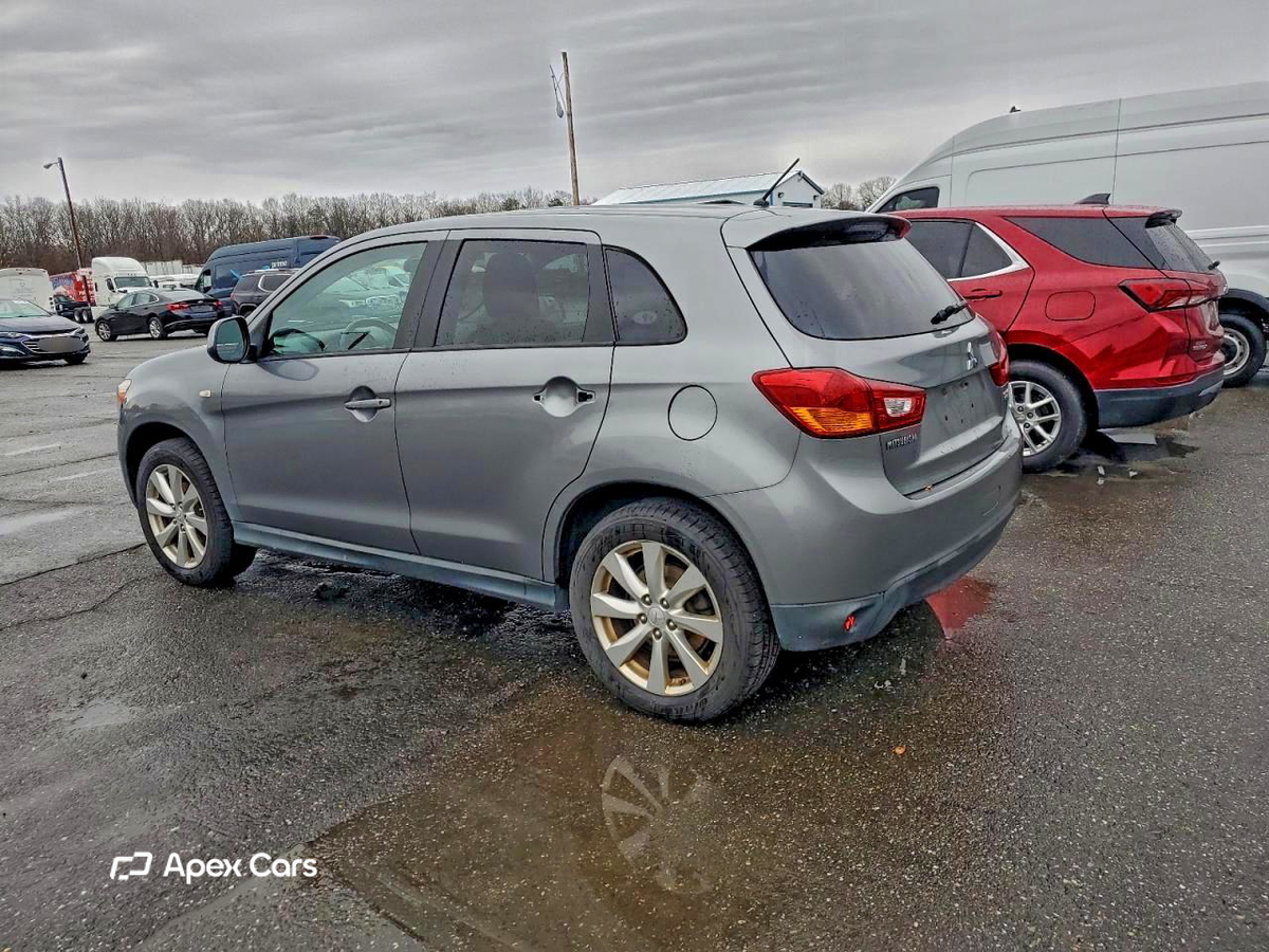 Mitsubishi Outlander 2015