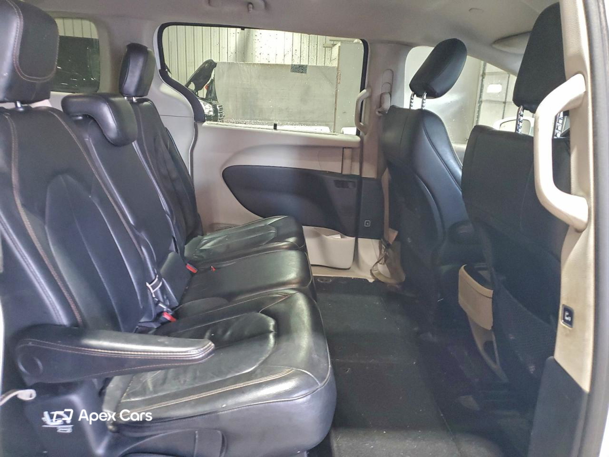 Chrysler Pacifica 2017