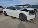 Chrysler 300 2019