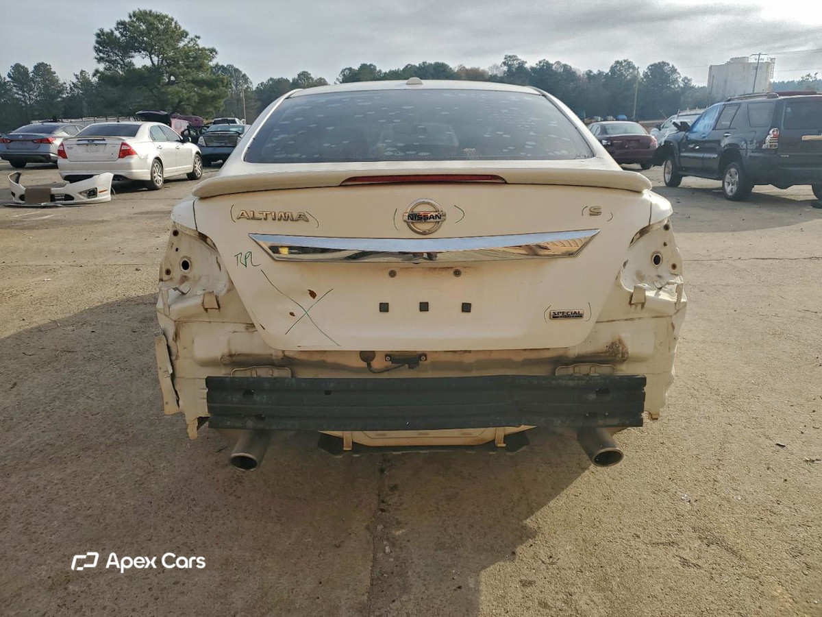 Nissan Altima 2015