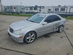 Mercedes-Benz  2004