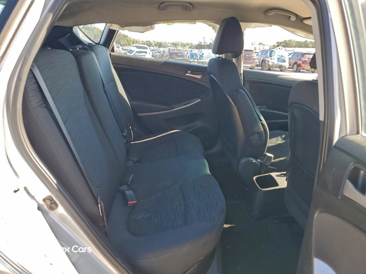 Hyundai Accent 2015
