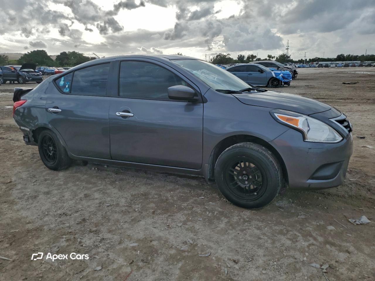 Nissan Versa 2019