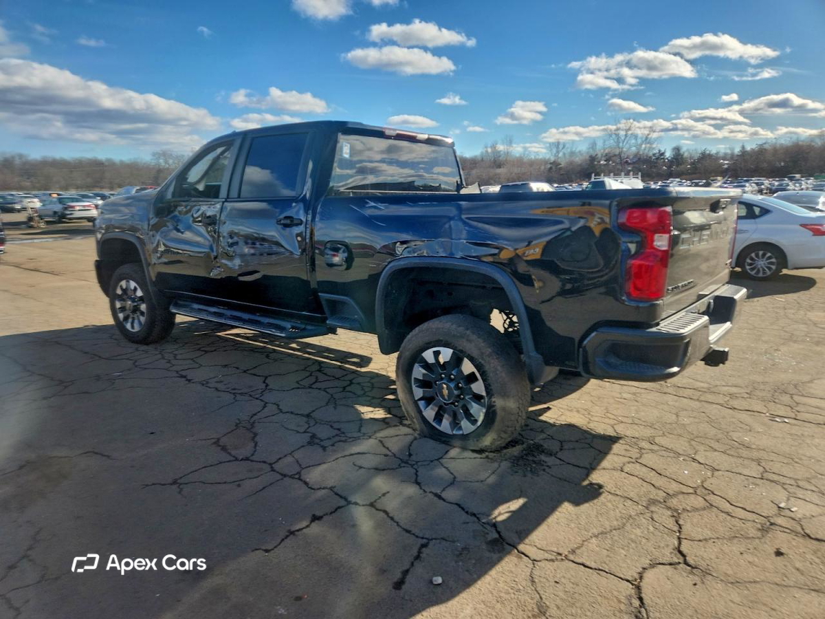 Chevrolet Silverado 2021