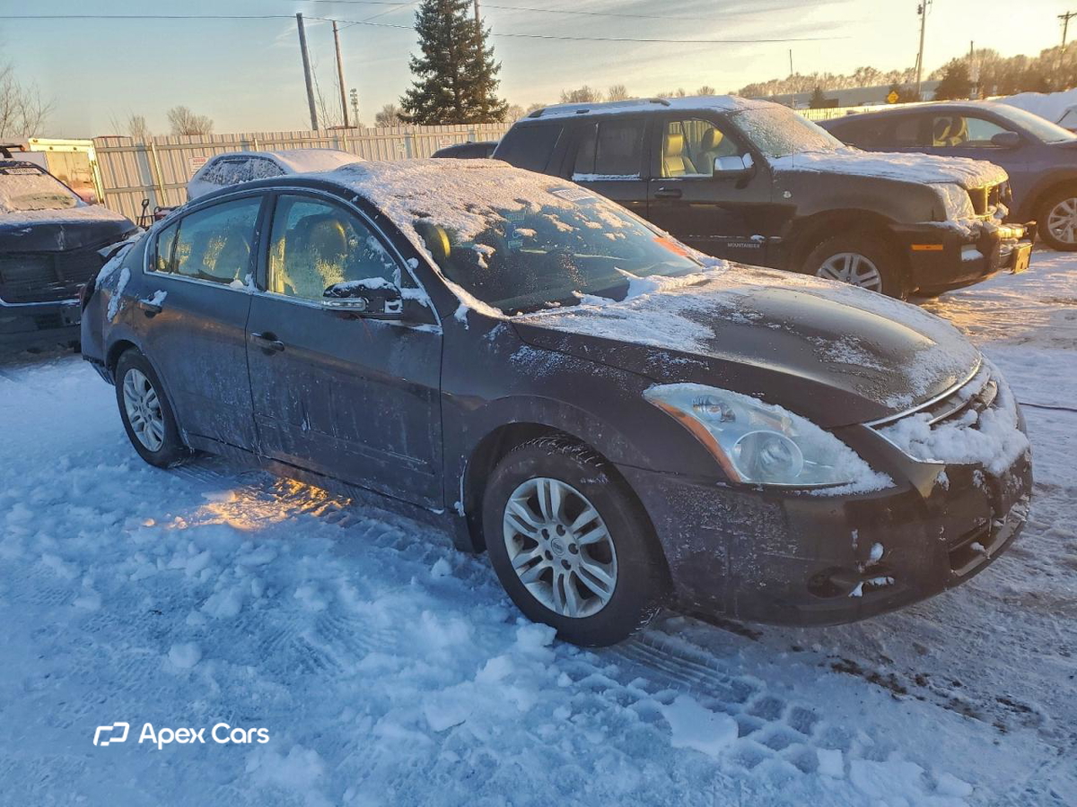 Nissan Altima 2011