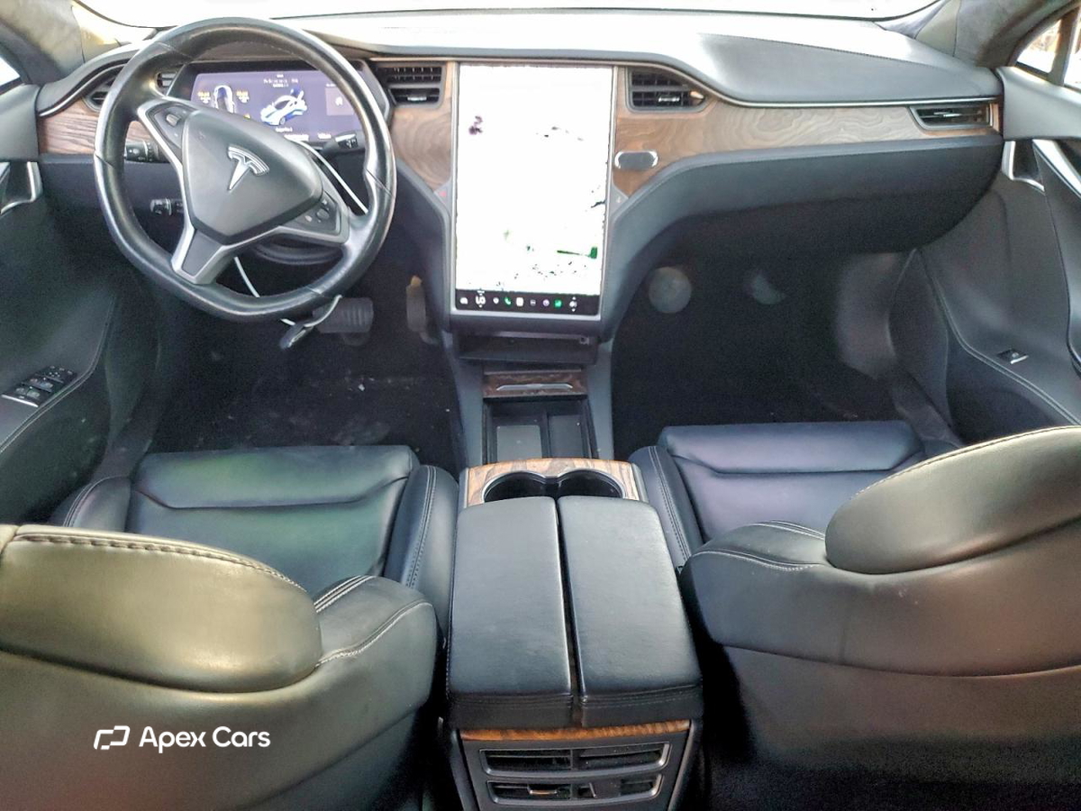 Tesla Model S 2018