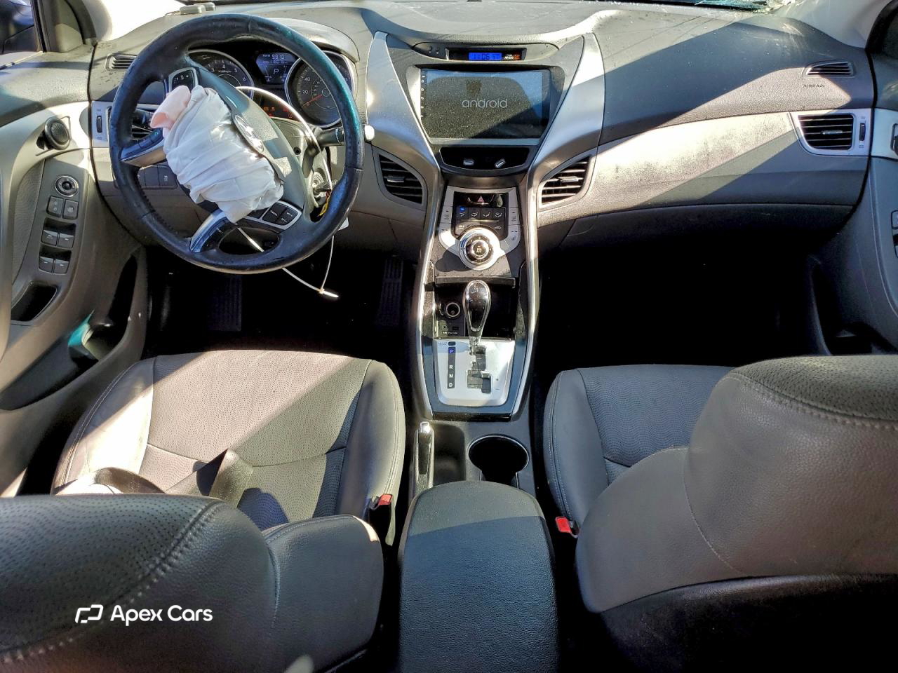 Hyundai Elantra 2012