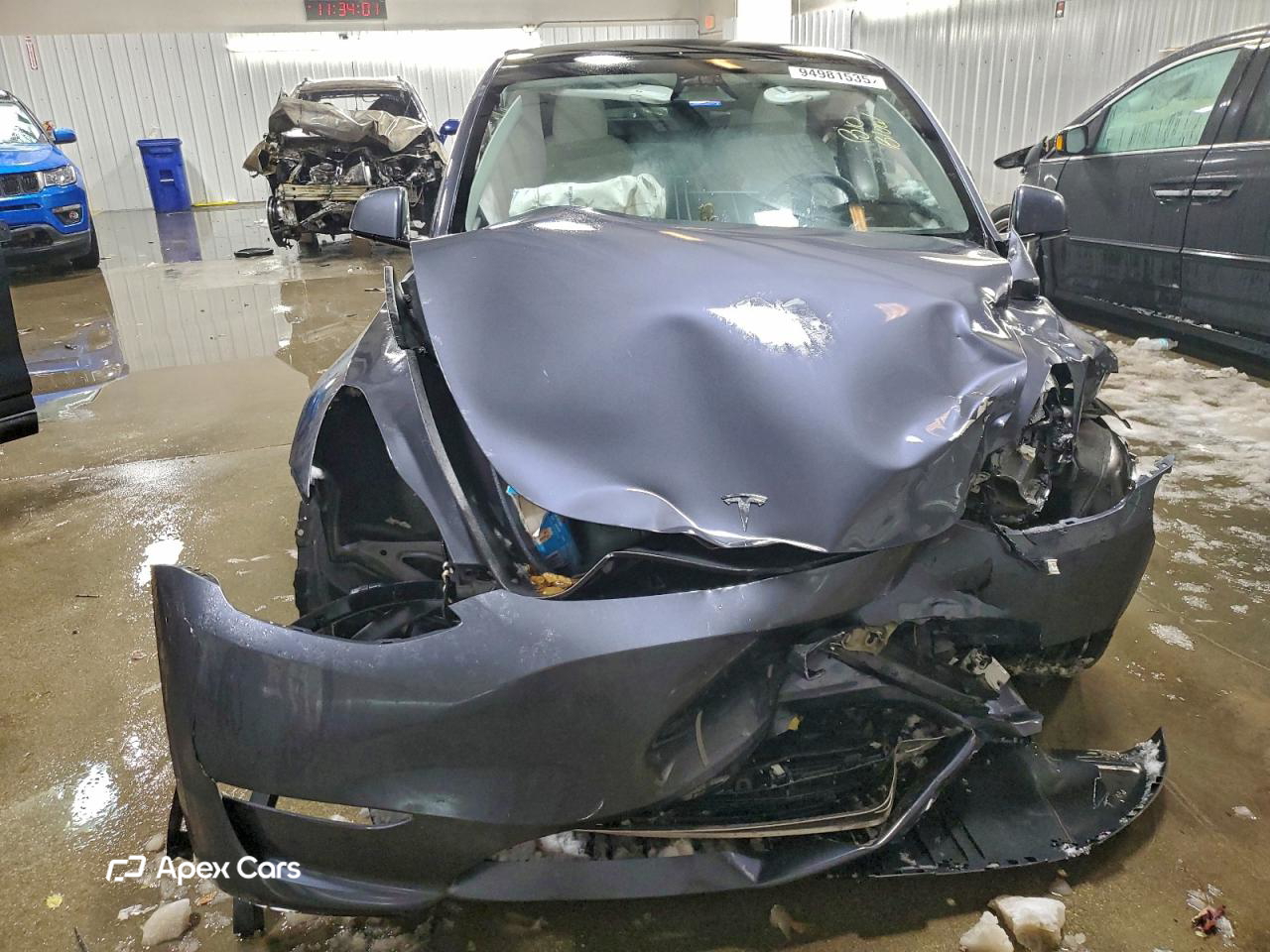 Tesla Model Y 2023