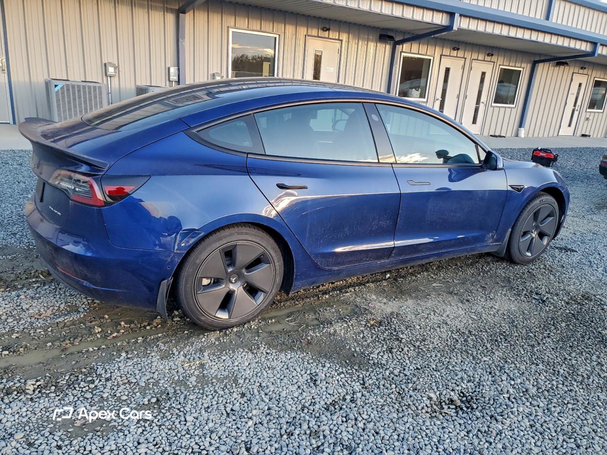 Tesla Model 3 2022