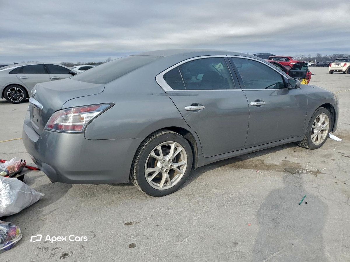 Nissan Maxima 2014