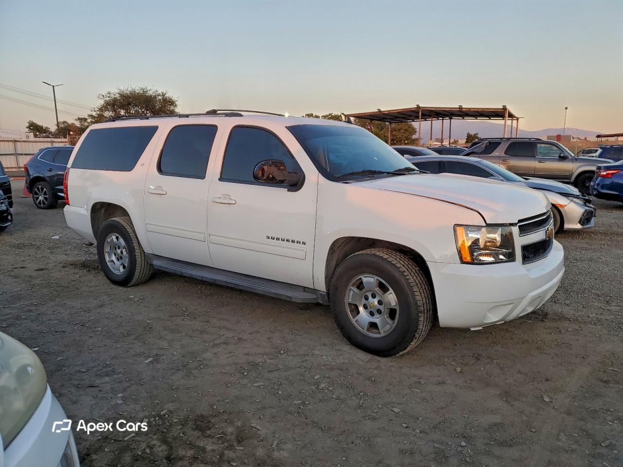 Chevrolet Suburban 2013