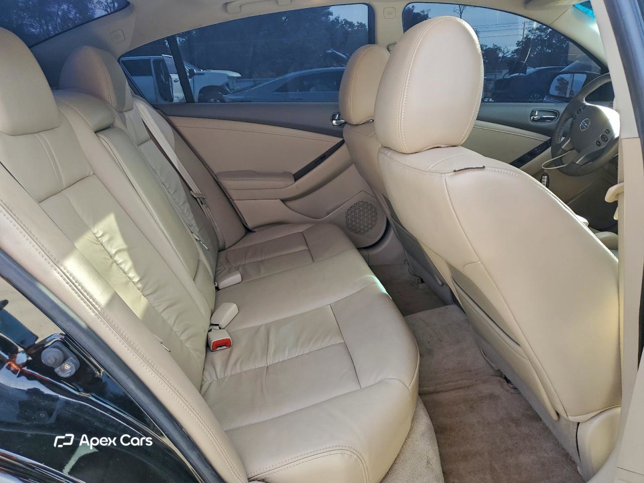 Nissan Altima 2012