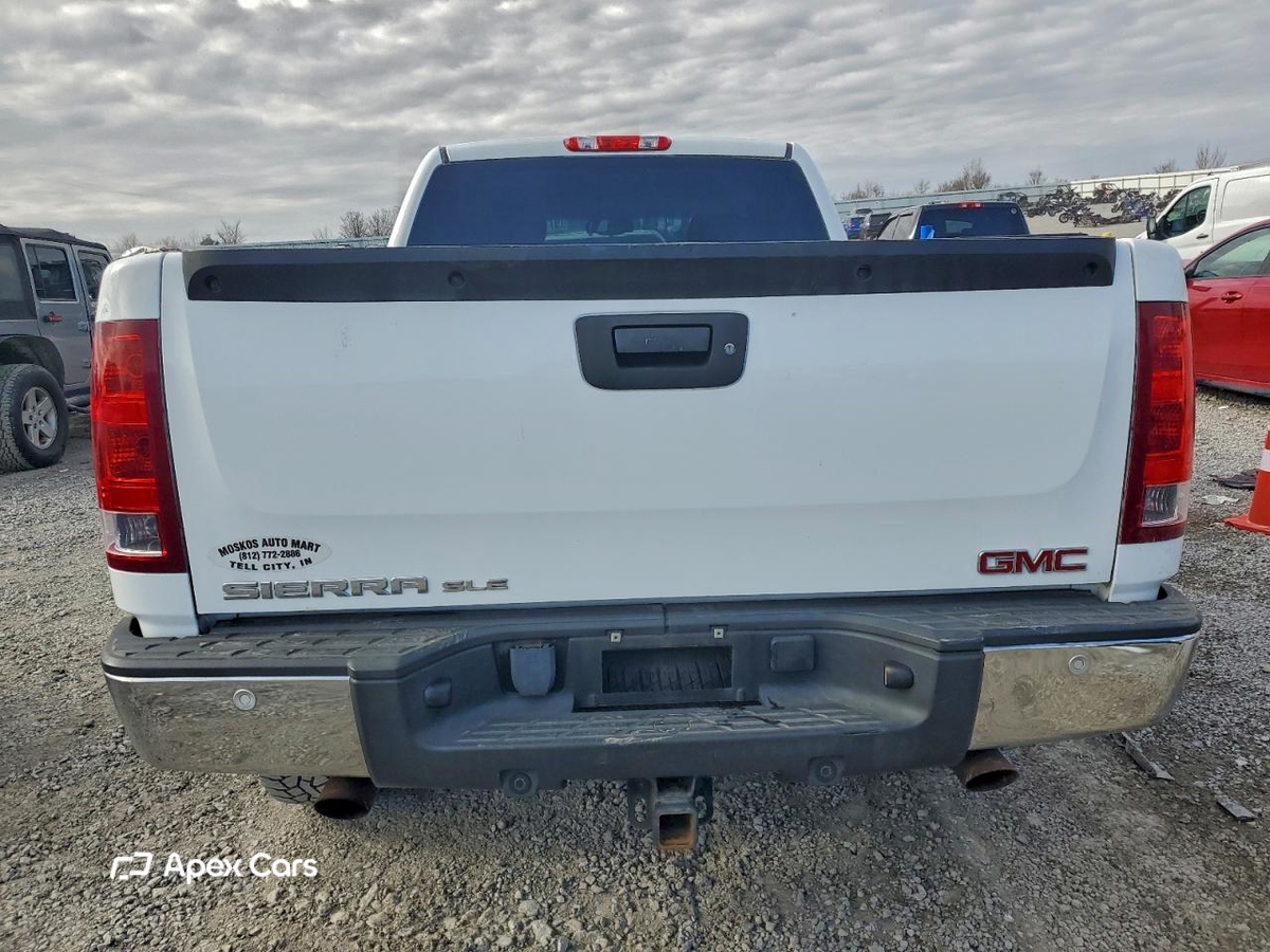 GMC Sierra 2013