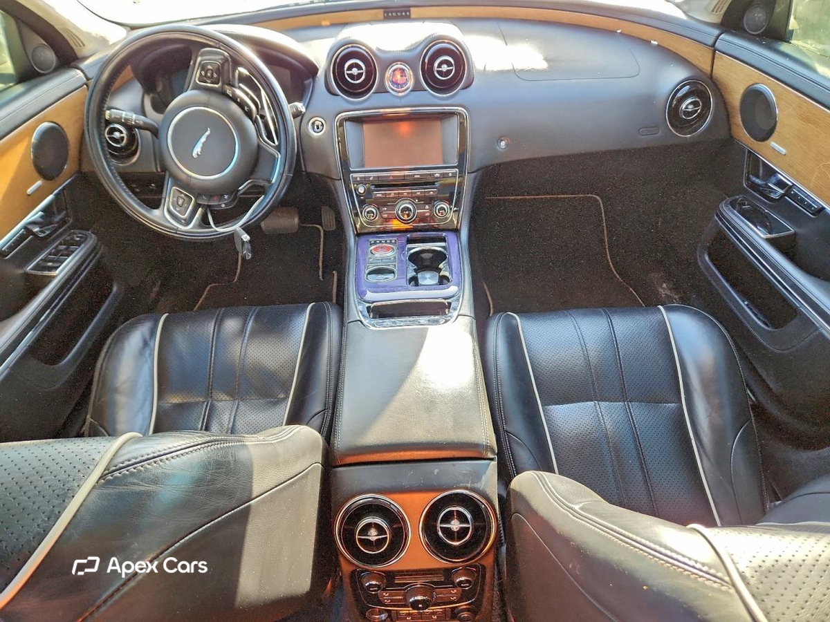 Jaguar XJ 2012