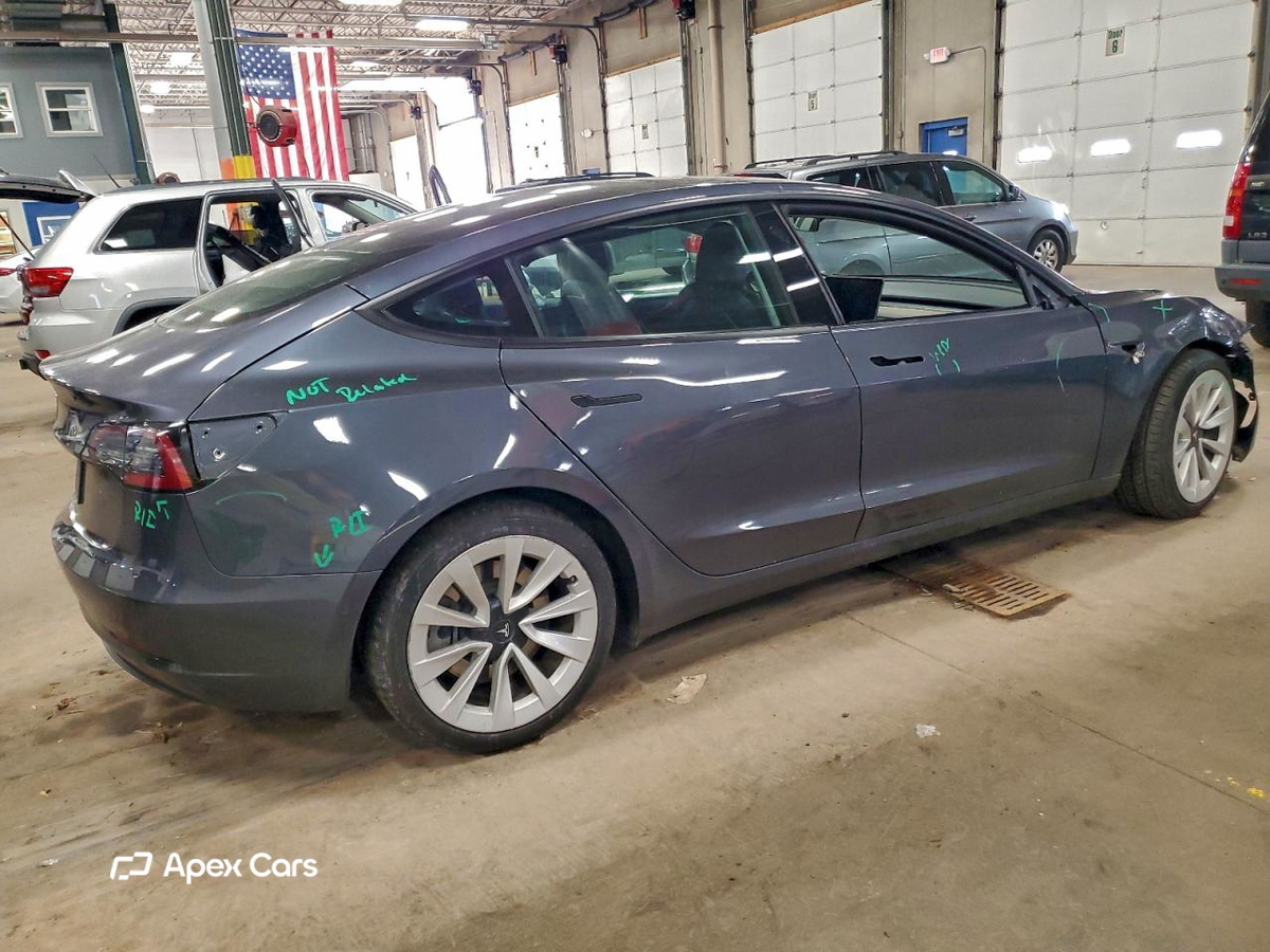 Tesla Model 3 2021