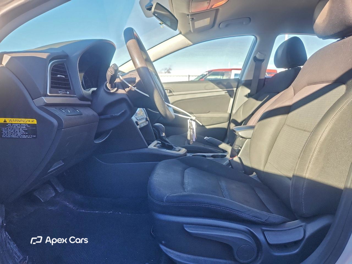 Hyundai Elantra 2018