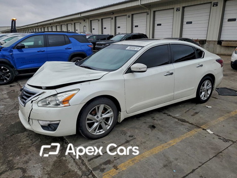 Nissan Altima 2015 - Image 1 of 12