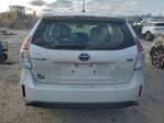 Toyota Prius v (+) 2015