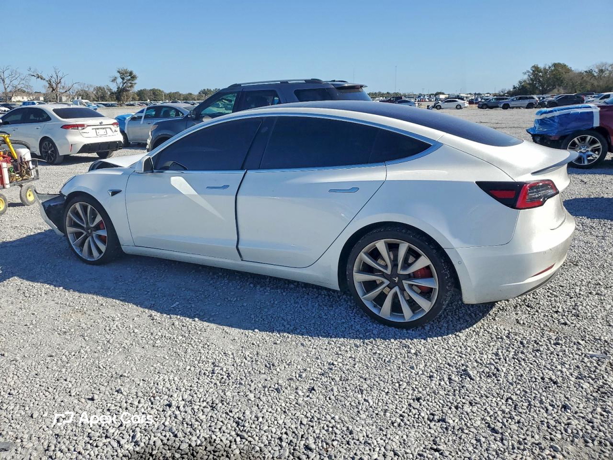 Tesla Model 3 2018
