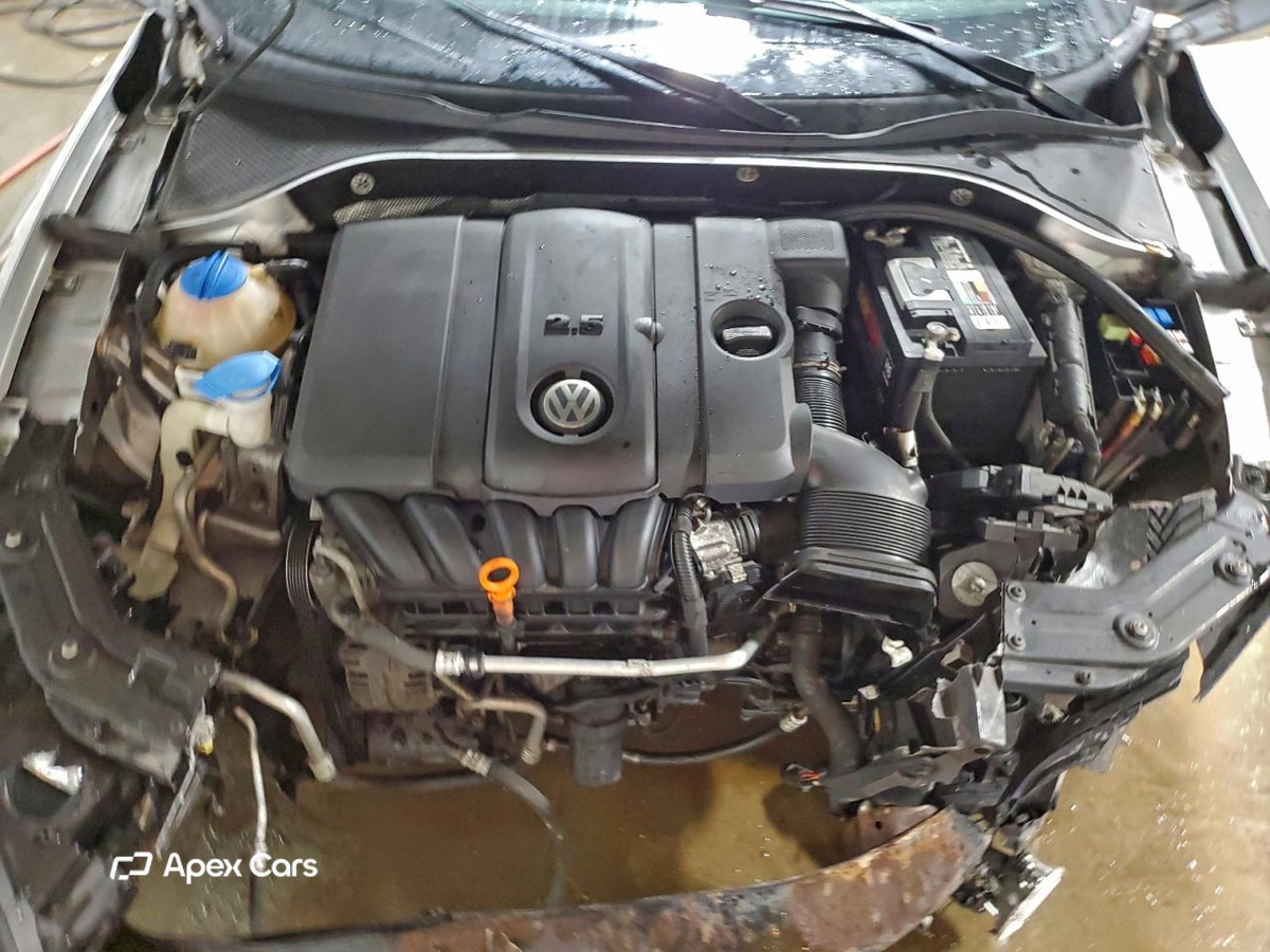 Volkswagen Passat 2013