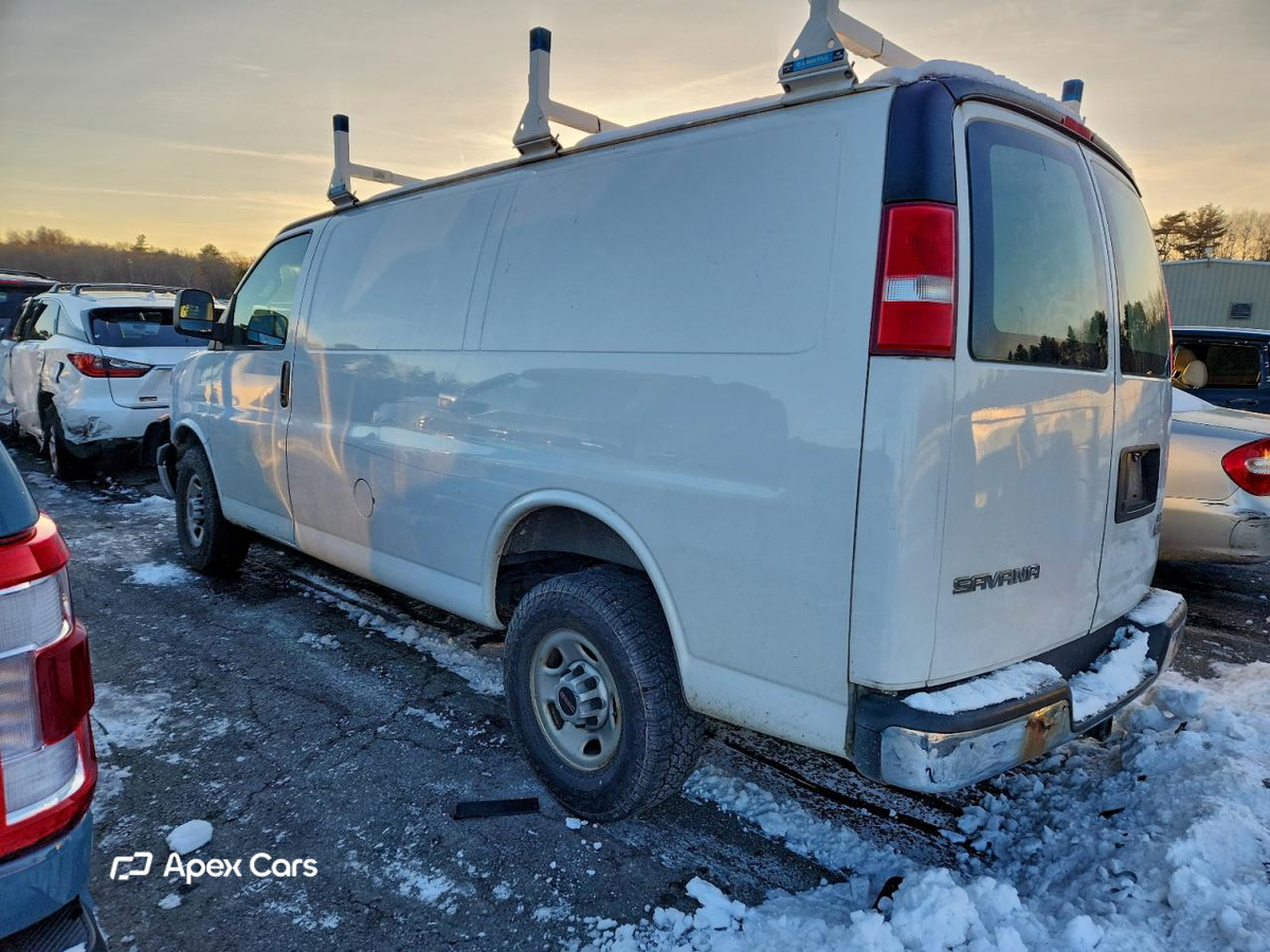 GMC Savana 2017