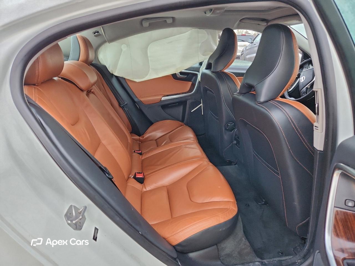 Volvo S60 2014
