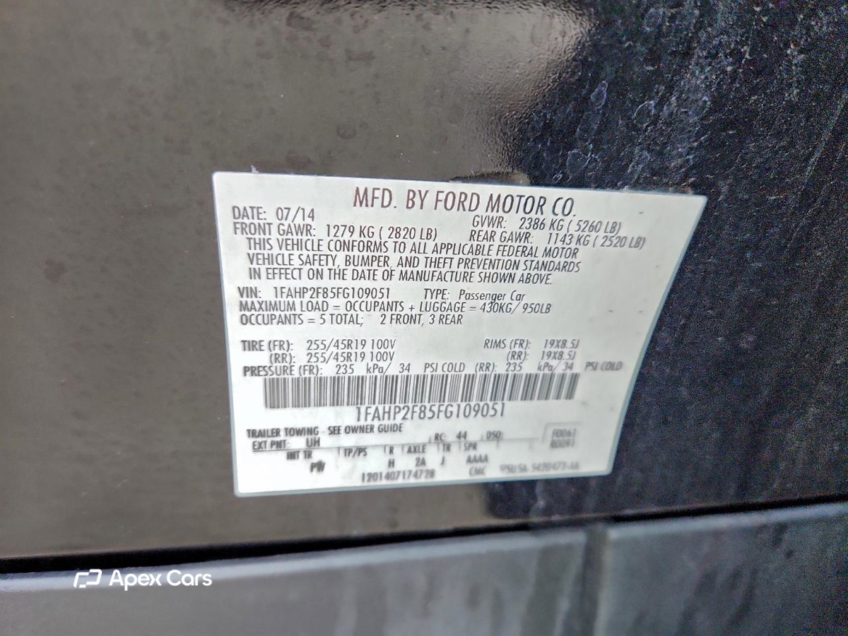 Ford Taurus 2015