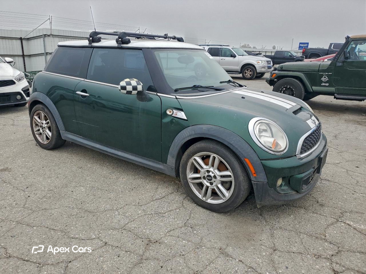 MINI Cooper 2012