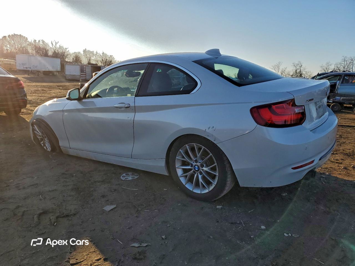 BMW Series 2 2016