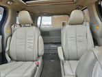 Toyota Sienna 2011
