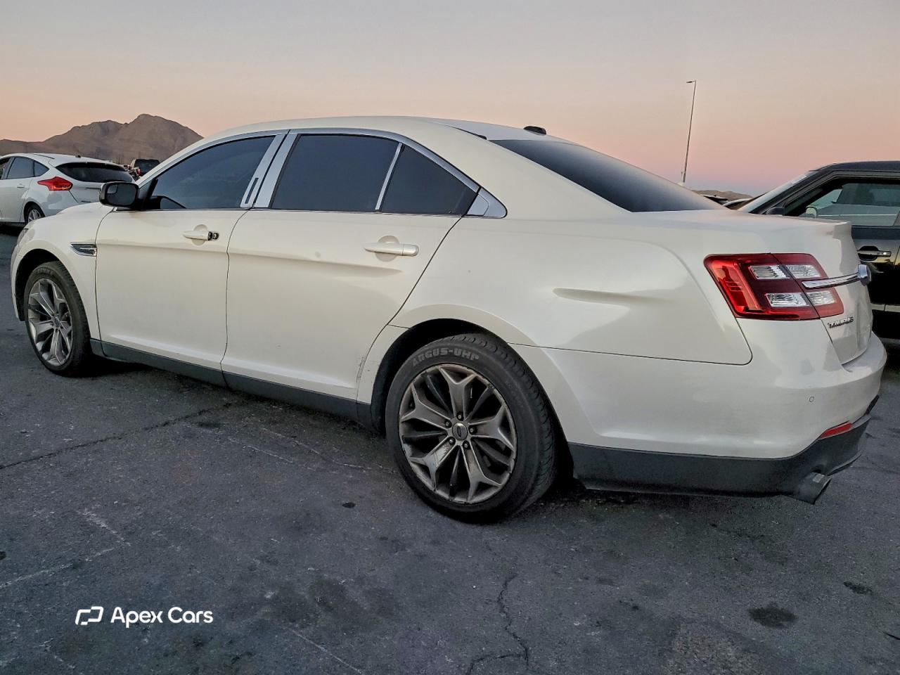 Ford Taurus 2014