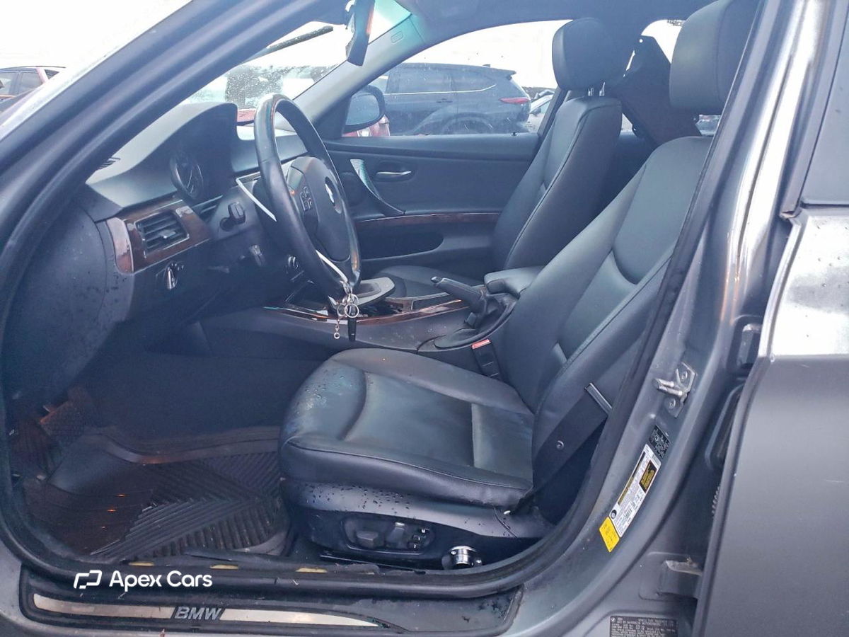 BMW Series 3 2009