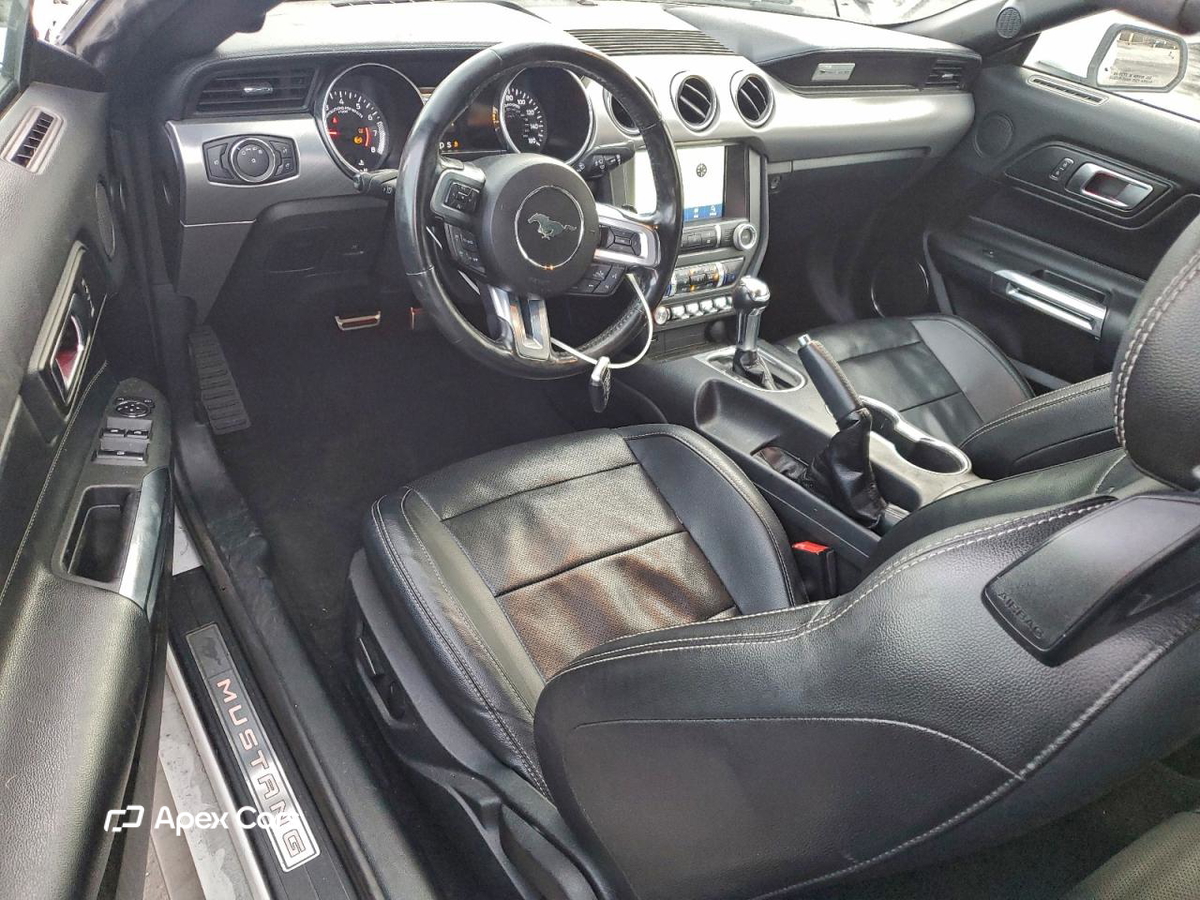 Ford Mustang 2021