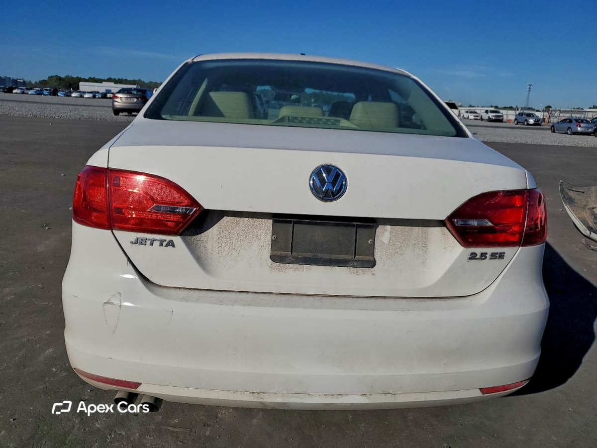 Volkswagen Jetta 2013