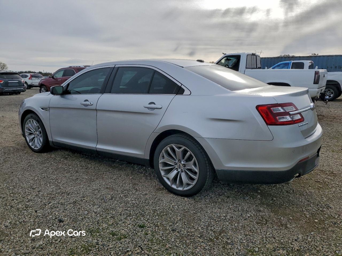 Ford Taurus 2017