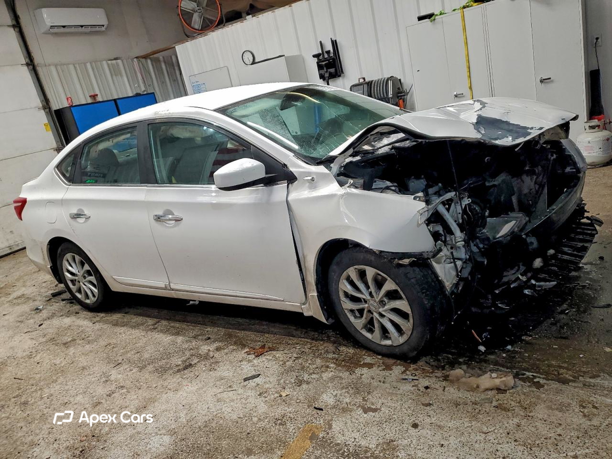 Nissan Sentra 2018