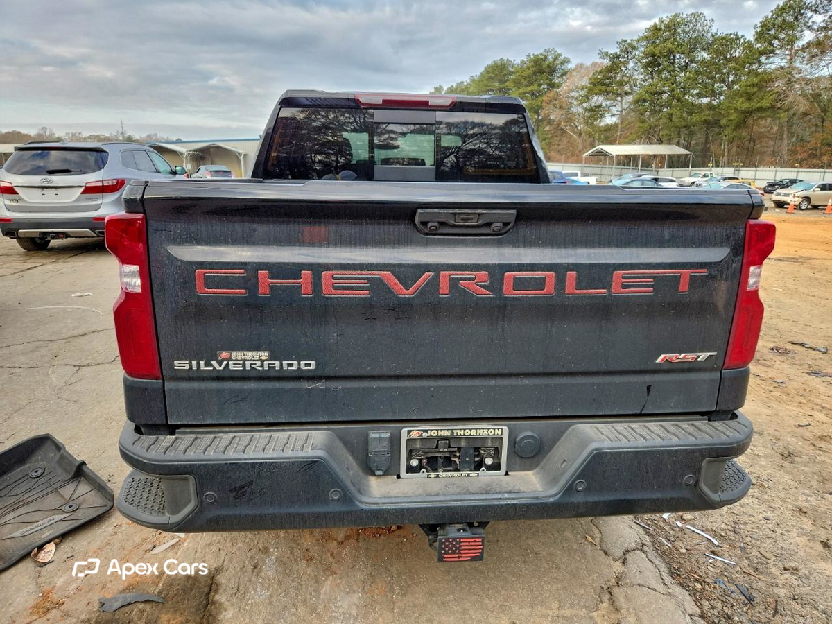Chevrolet Silverado 2024
