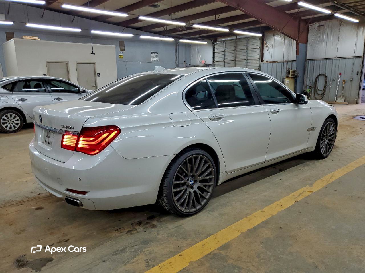 BMW Series 7 2012