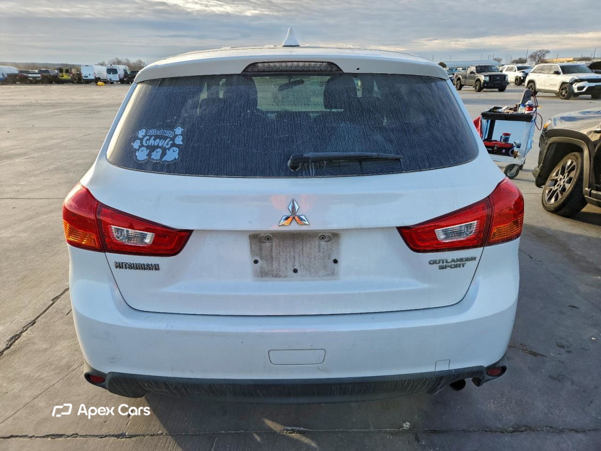 Mitsubishi Outlander 2014
