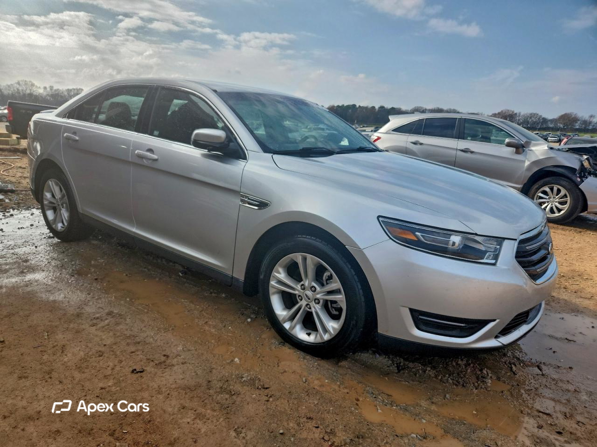 Ford Taurus 2016