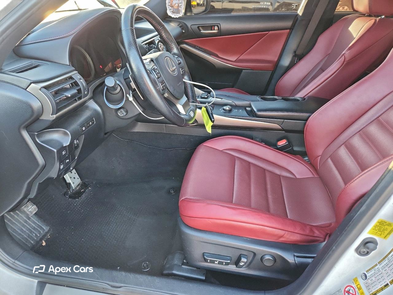 Lexus IS 2018