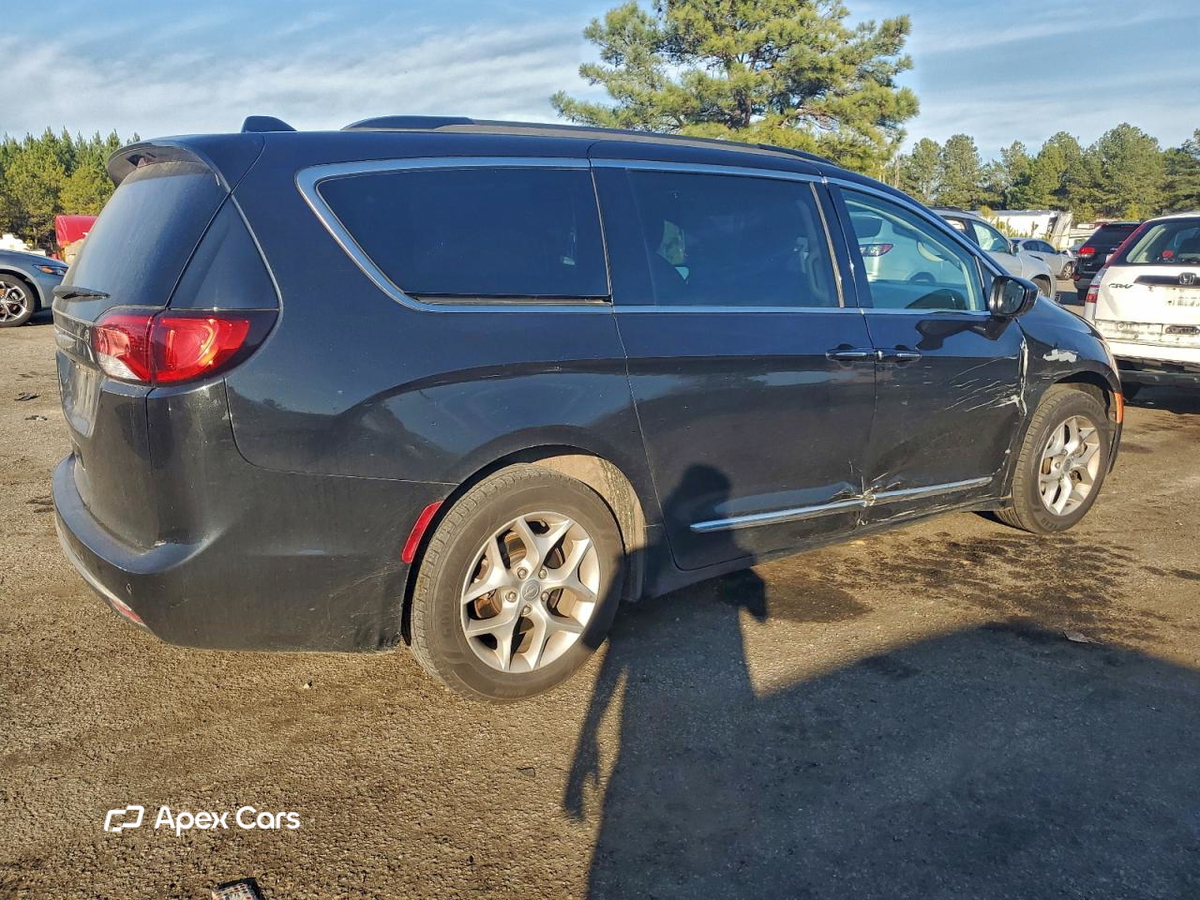Chrysler Pacifica 2017