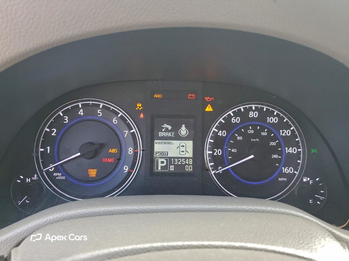 Infiniti G 2012