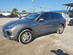 Porsche Cayenne 2016