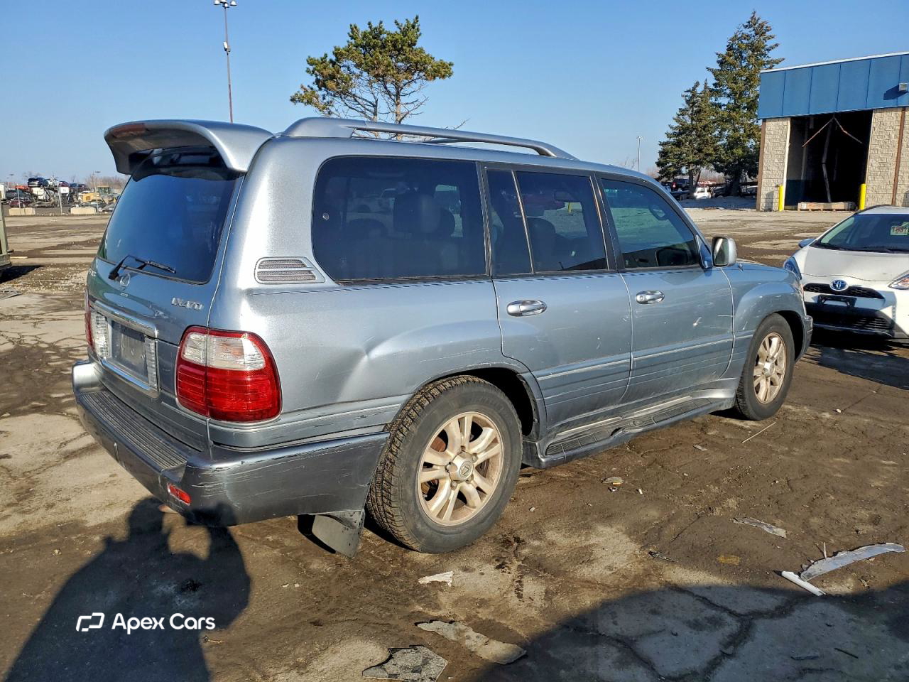 Lexus LX 2004