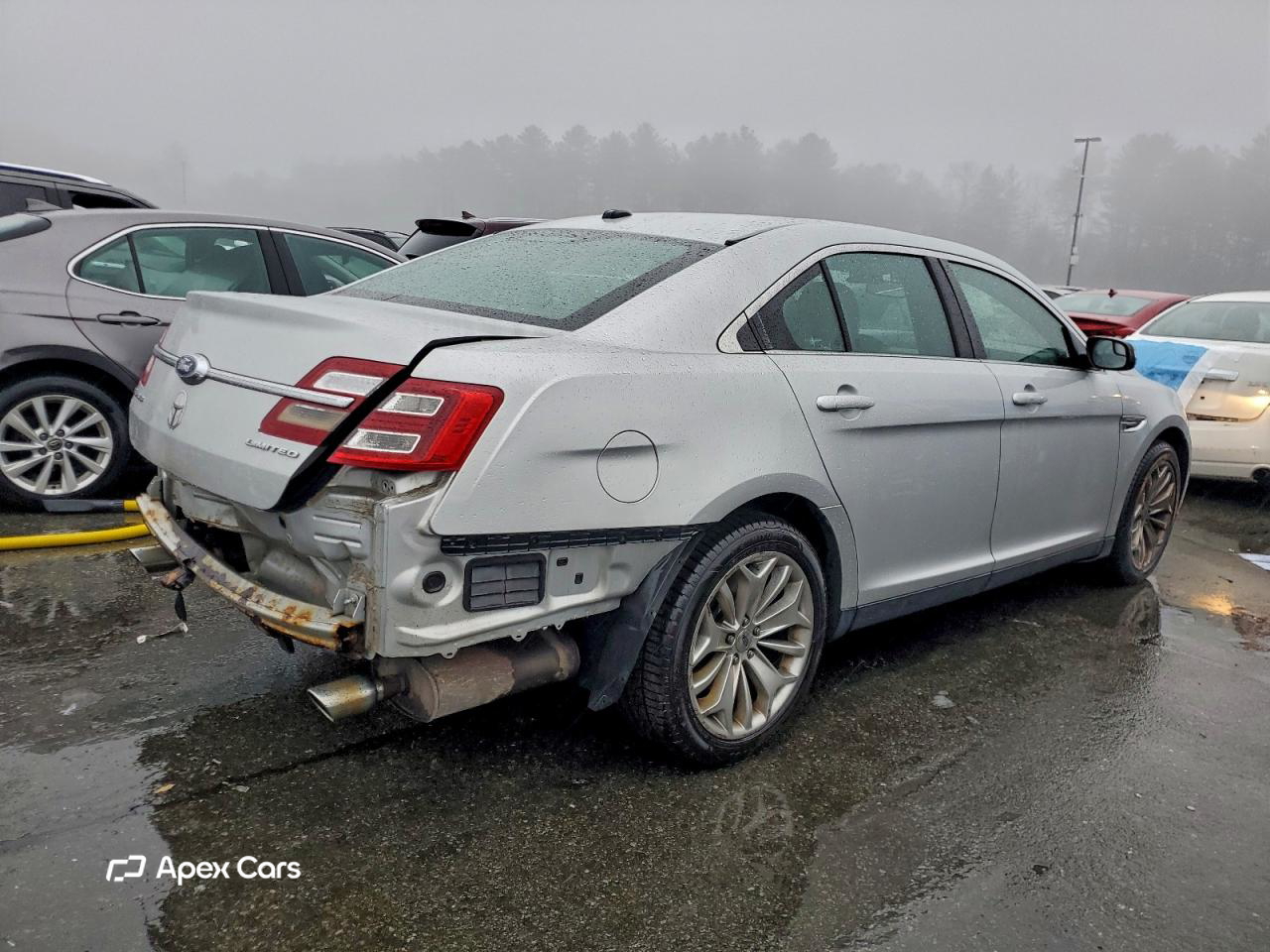 Ford Taurus 2014
