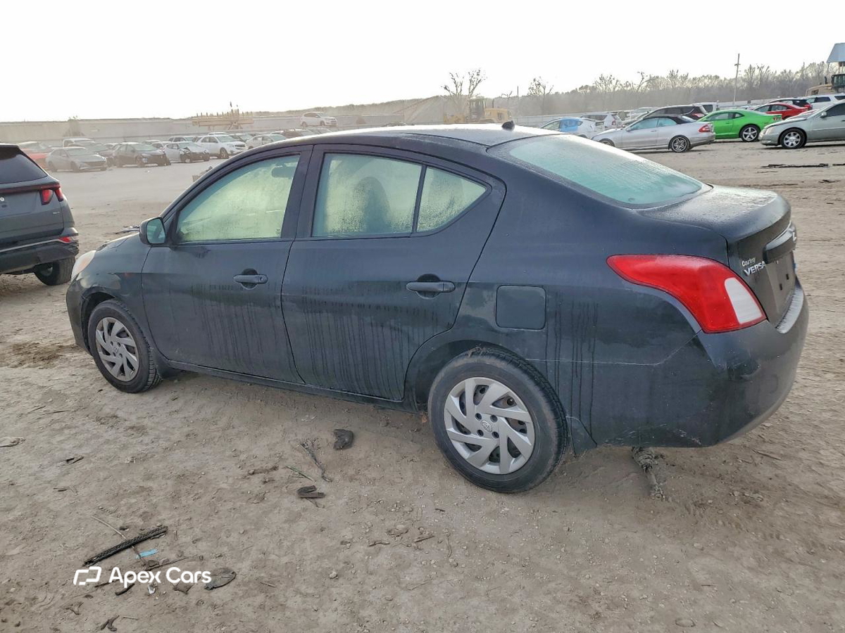 Nissan Versa 2012