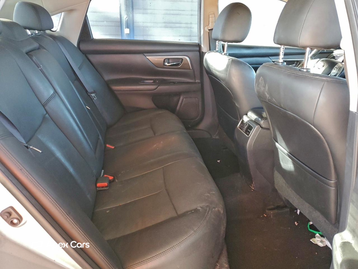Nissan Altima 2015